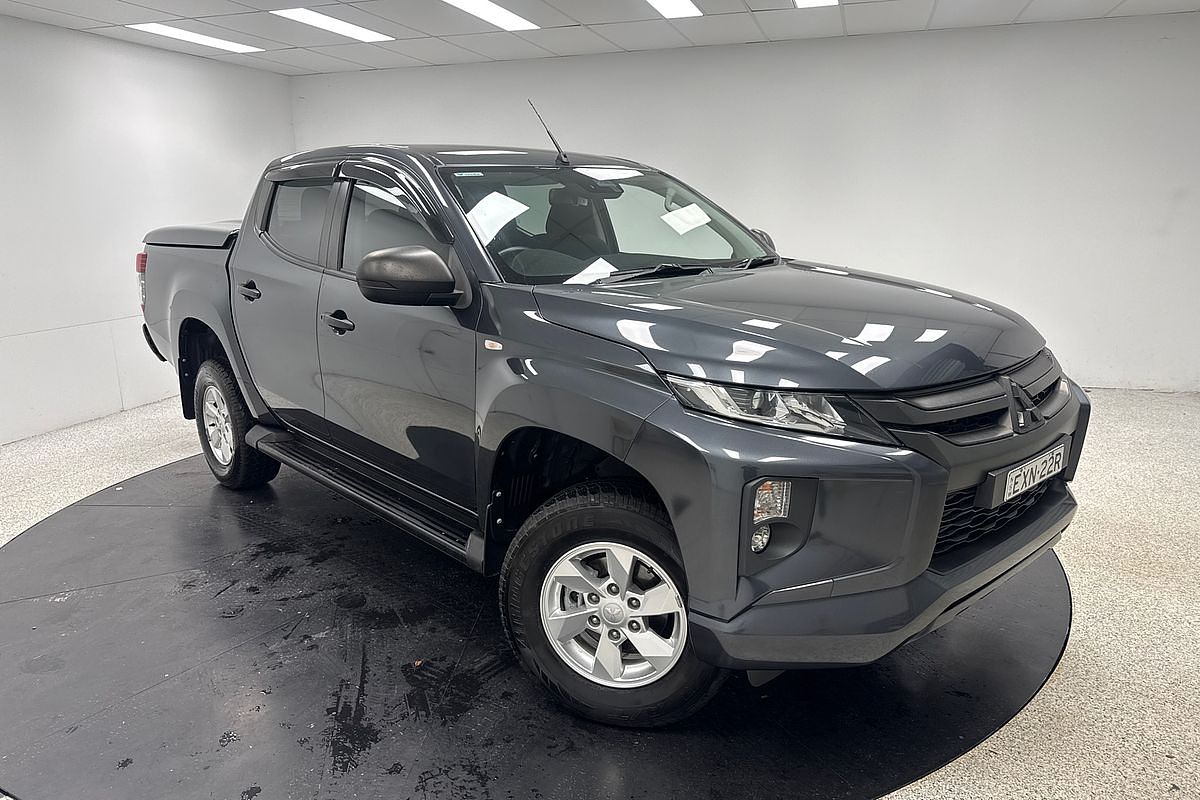 2023 Mitsubishi Triton GLX+ MR 4X4