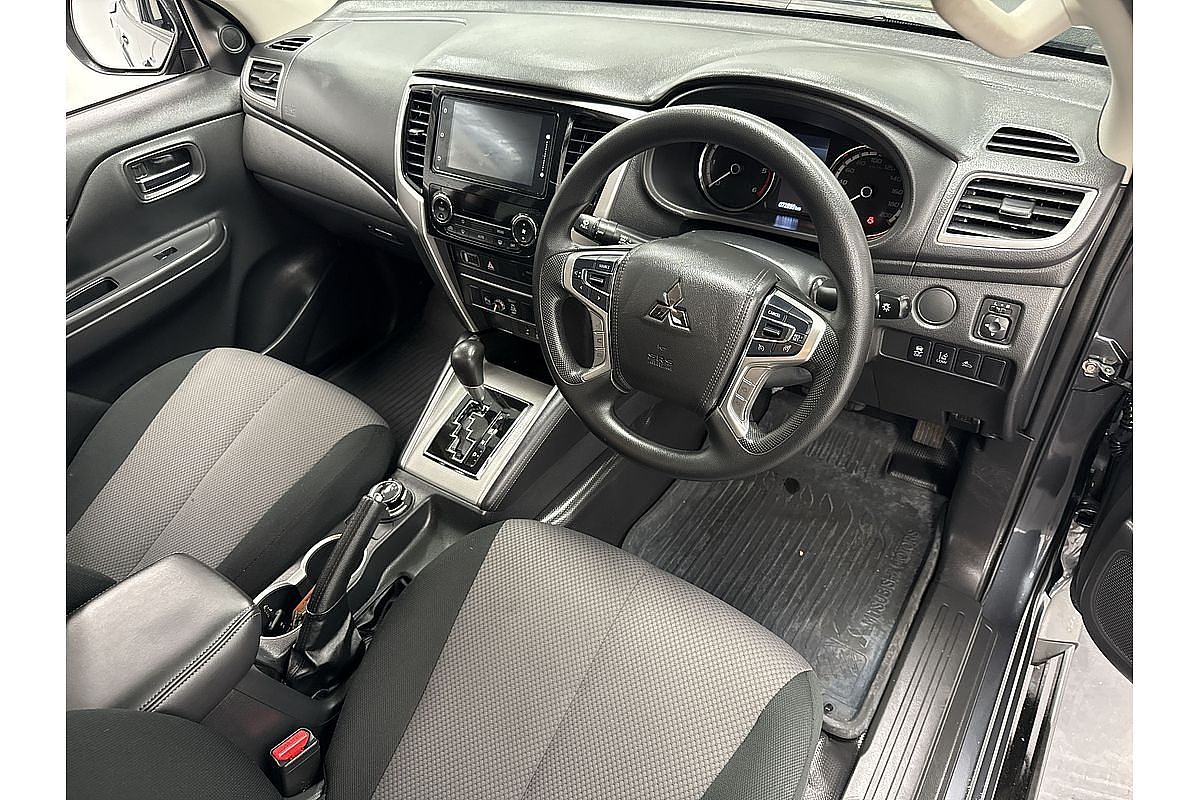 2023 Mitsubishi Triton GLX+ MR 4X4