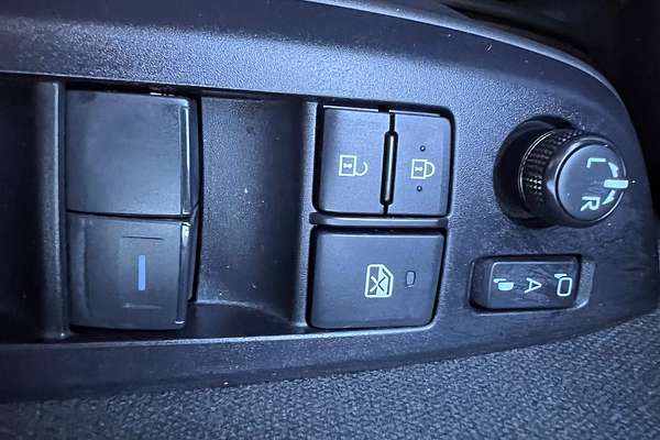 2022 Toyota Yaris Cross GXL MXPB10R thumb-15