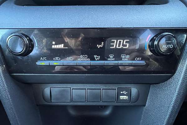 2022 Toyota Yaris Cross GXL MXPB10R thumb-23