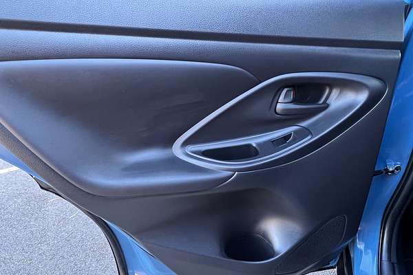2022 Toyota Yaris Cross GXL MXPB10R thumb-29