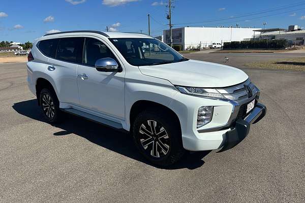2024 Nissan Patrol Ti Y62