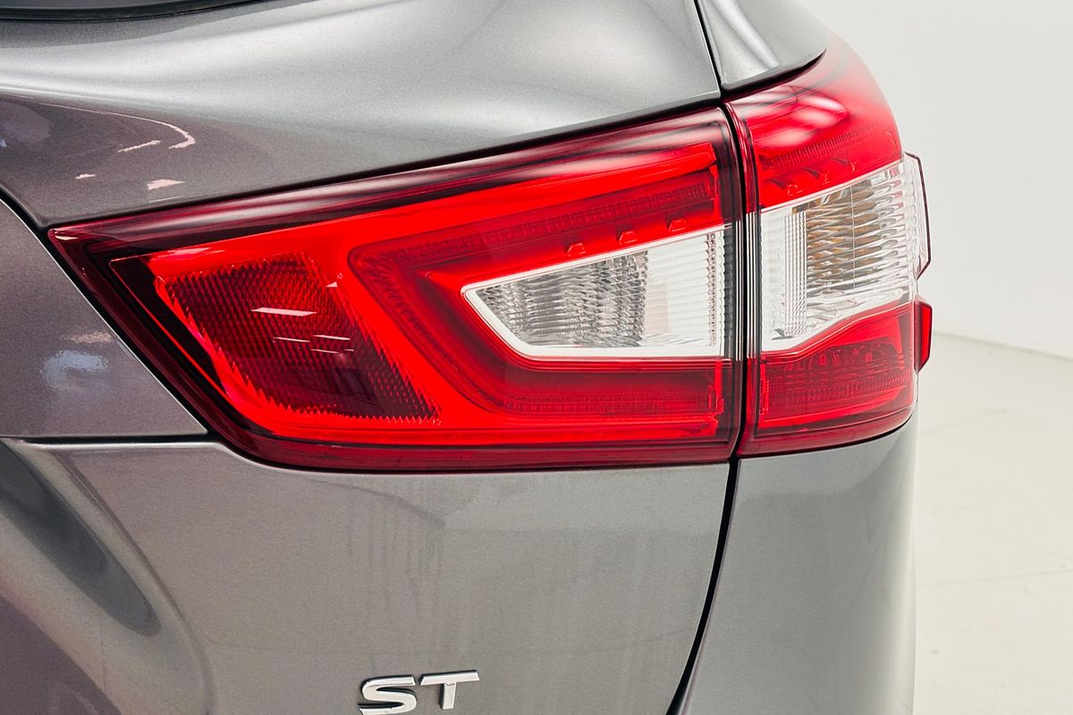 2017 NISSAN QASHQAI ST 4D WAGON 4CYL