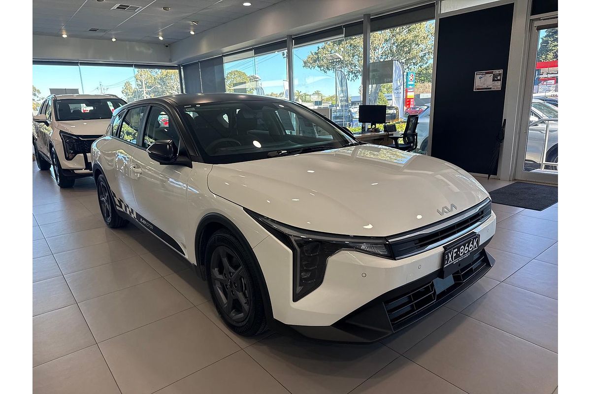 2025 Kia K4 S CL4m