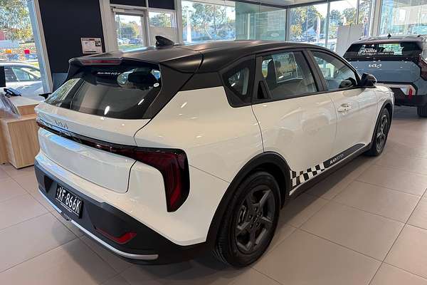 2025 Kia K4 S CL4m thumb-1