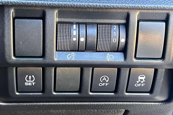 2018 Subaru XV 2.0i G5X thumb-23