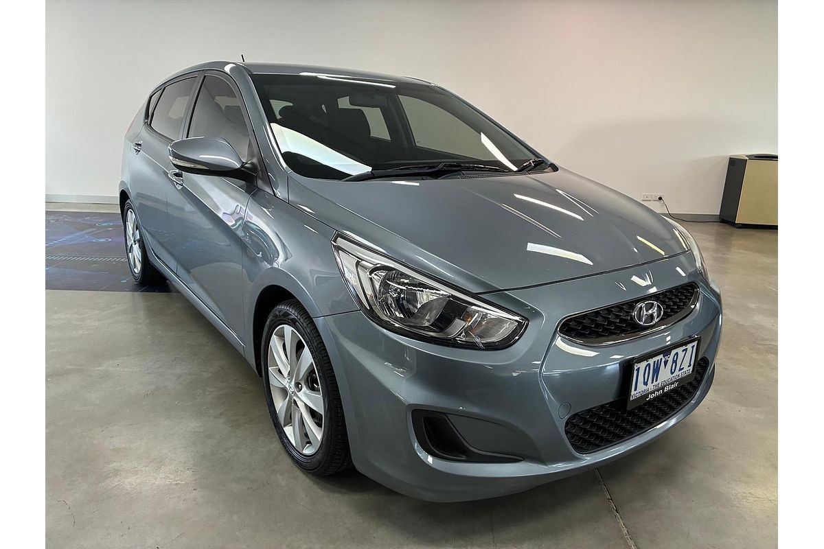 2019 Hyundai Accent Sport RB6