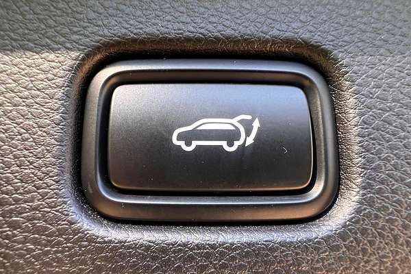 2024 Kia Seltos GT-Line SP2 PE thumb-11