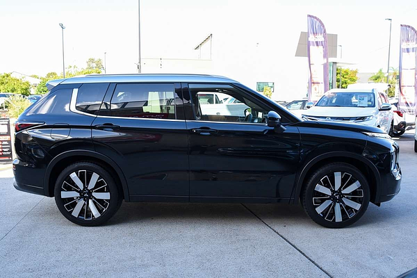 2025 Mitsubishi Outlander Exceed Tourer ZM thumb-2