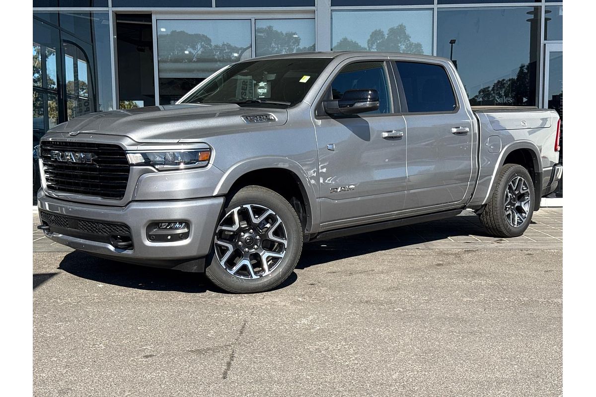2025 RAM 1500 Laramie Sport Hurricane SO RamBox DT 4X4 SWB