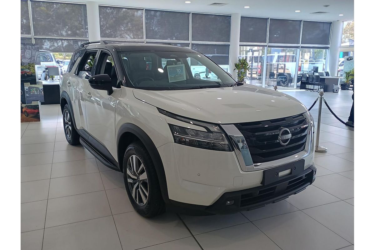 2024 Nissan Pathfinder Ti R53