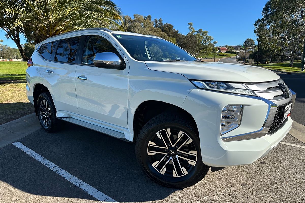 2022 Mitsubishi Pajero Sport GLS QF