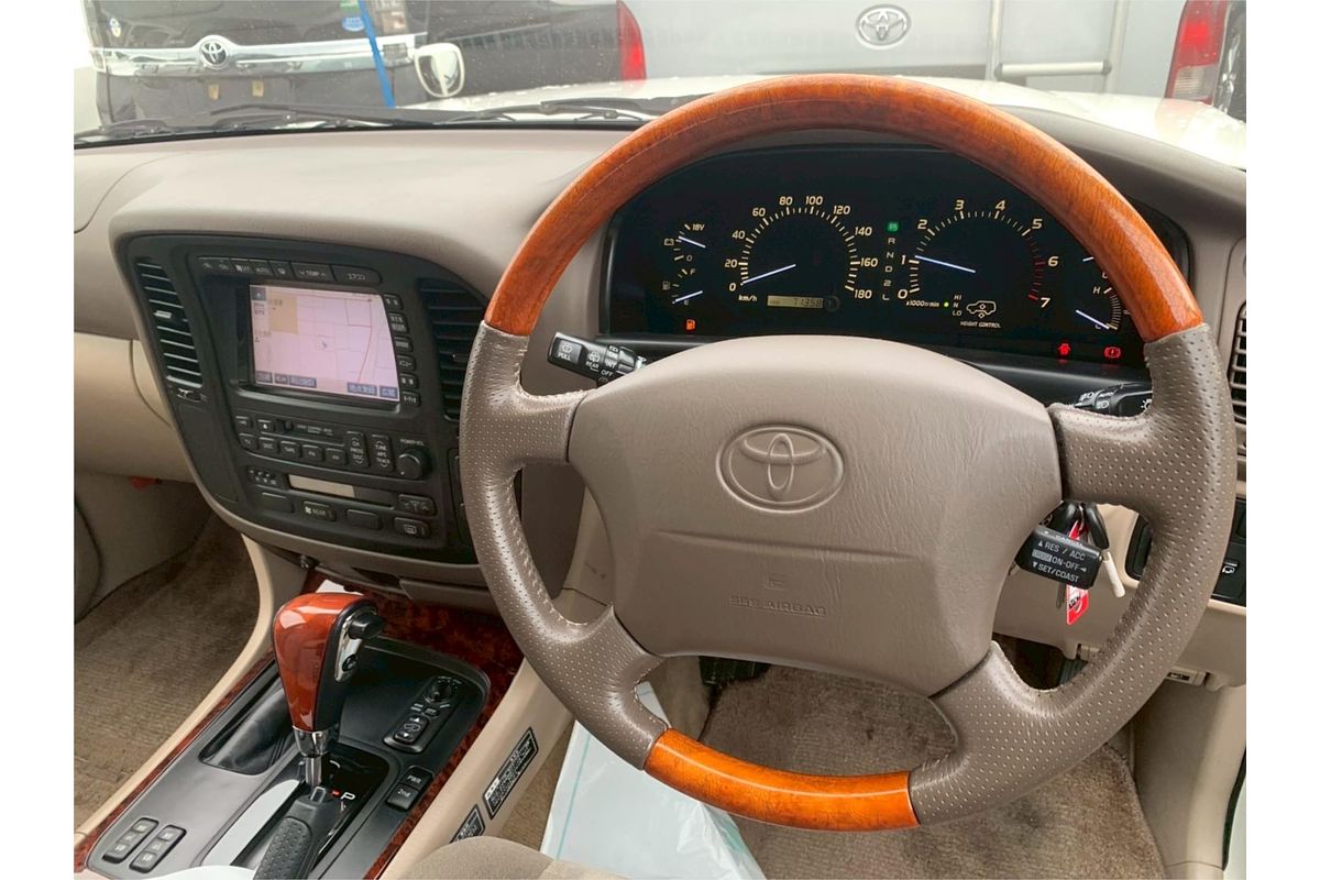 2001 Toyota Landcruiser VX Limited