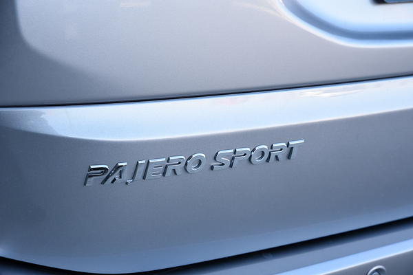 2024 Mitsubishi Pajero Sport GLS QG thumb-18