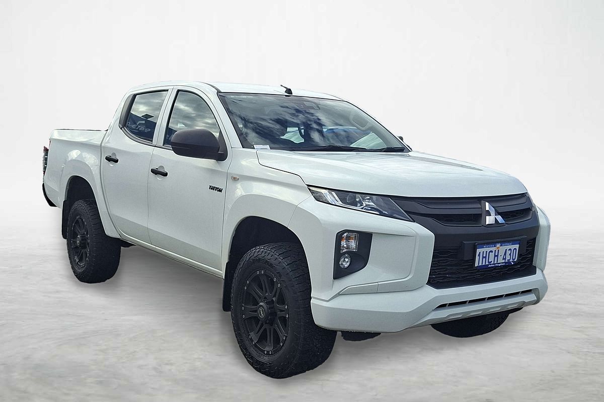 2019 Mitsubishi Triton GLX ADAS MR 4X4