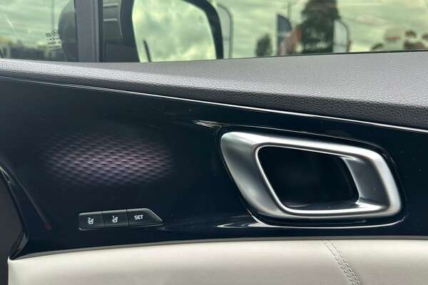 2021 Kia Carnival Platinum KA4