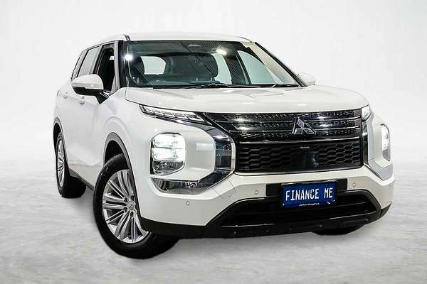 2024 Mitsubishi Outlander ES ZM