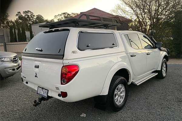 2014 Mitsubishi Triton GLX MN