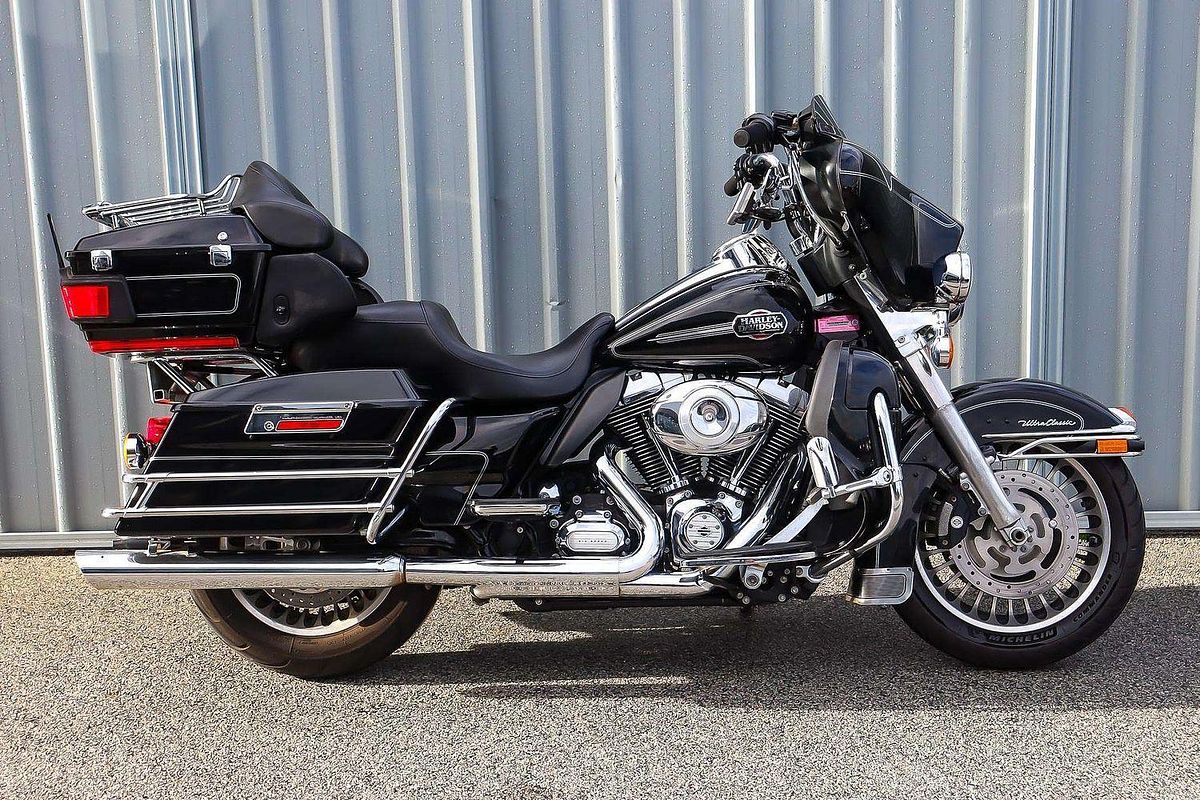 2012 Harley-Davidson Ultra Classic Electra Glide 1690 (FLHTCU) Touring
