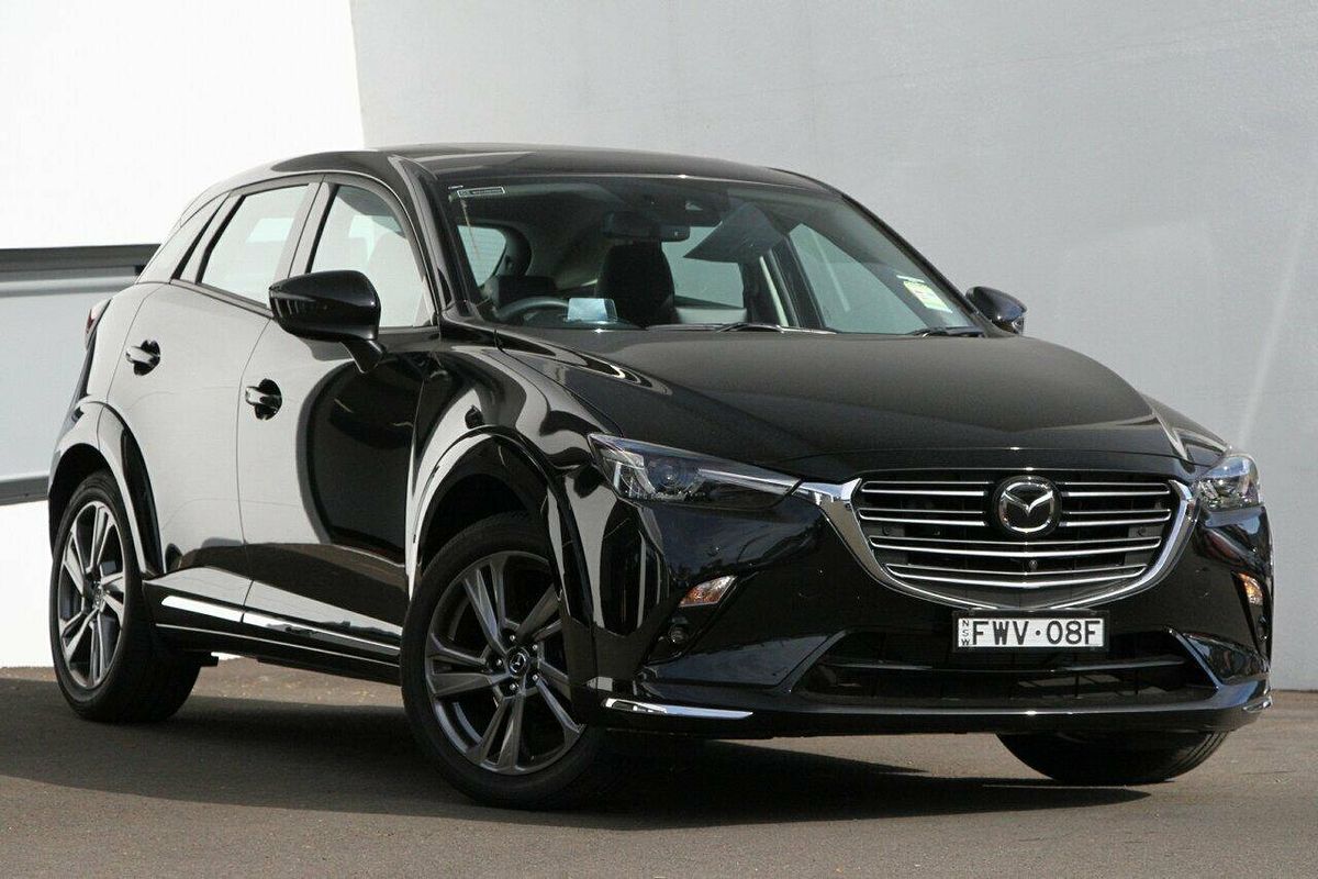 2025 Mazda CX-3 G20 Akari DK