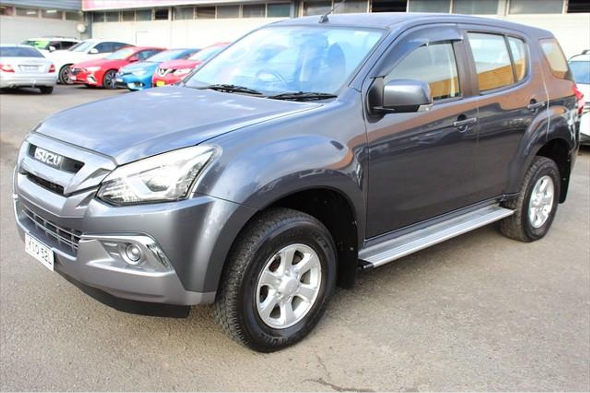 2017 Isuzu MU-X LS-M