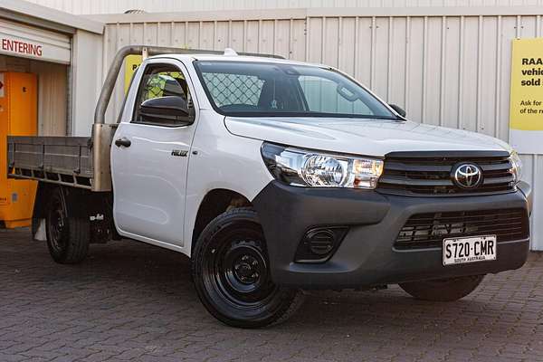 2021 Toyota Hilux Workmate TGN121R Rear Wheel Drive thumb-0