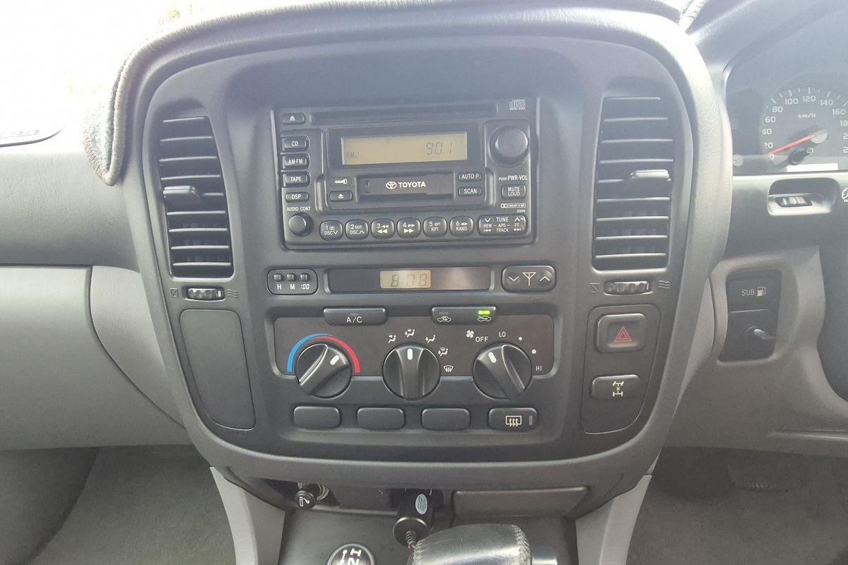 2002 Toyota LC100 GXL Automatic Wagon 4.5L Petrol