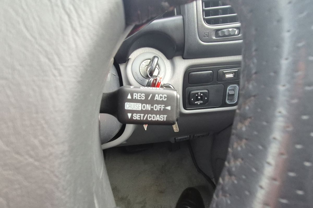 2002 Toyota LC100 GXL Automatic Wagon 4.5L Petrol