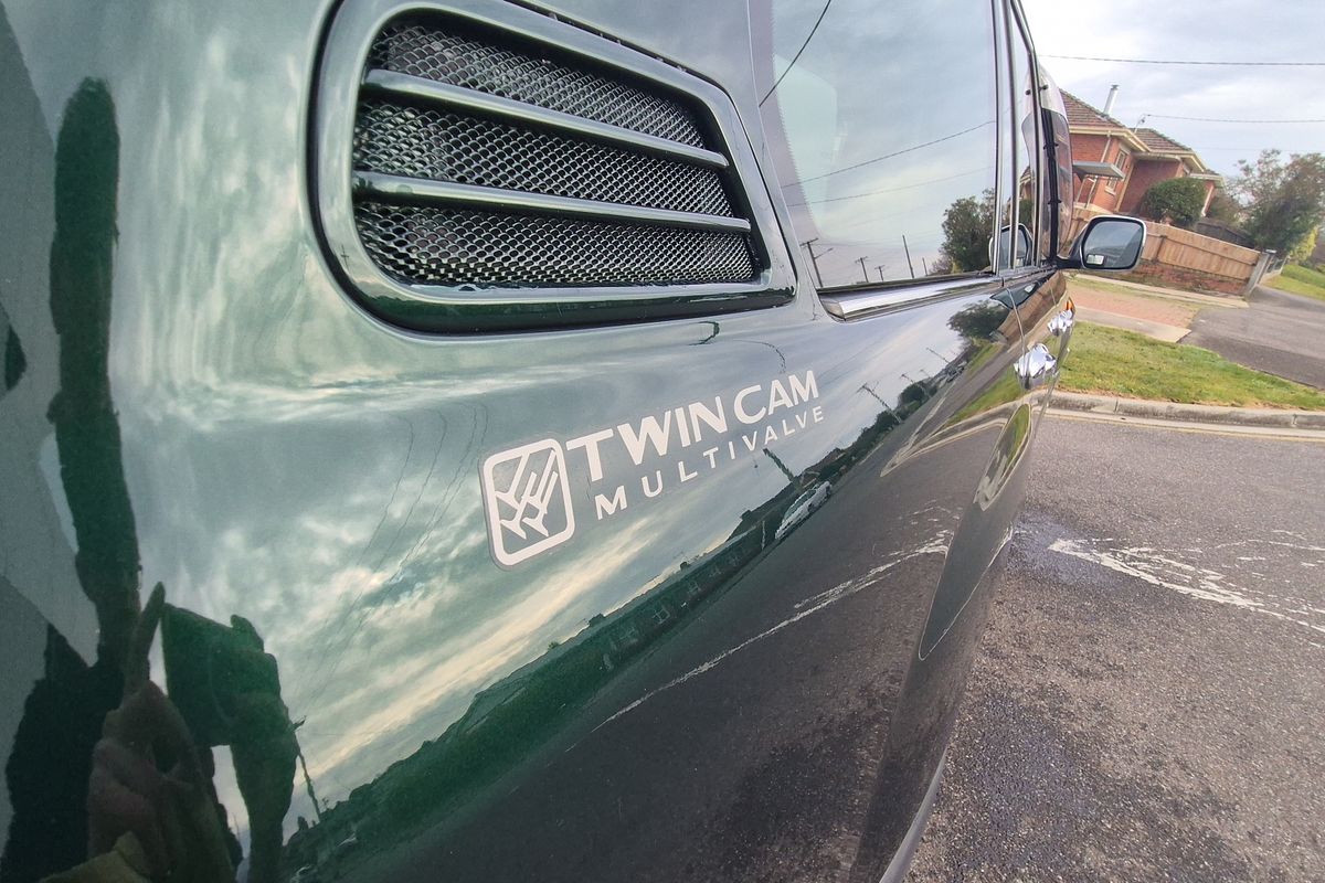 2002 Toyota LC100 GXL Automatic Wagon 4.5L Petrol