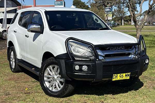 2017 Isuzu MU-X LS-U