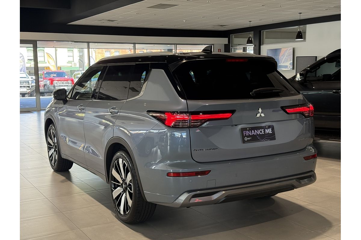 2025 Mitsubishi ZM Outlander EXCEED TOURER 2.5 AWD 5S 2025 Mitsubishi ZM Outlander EXCEED TOURER 2.5 AWD 5S