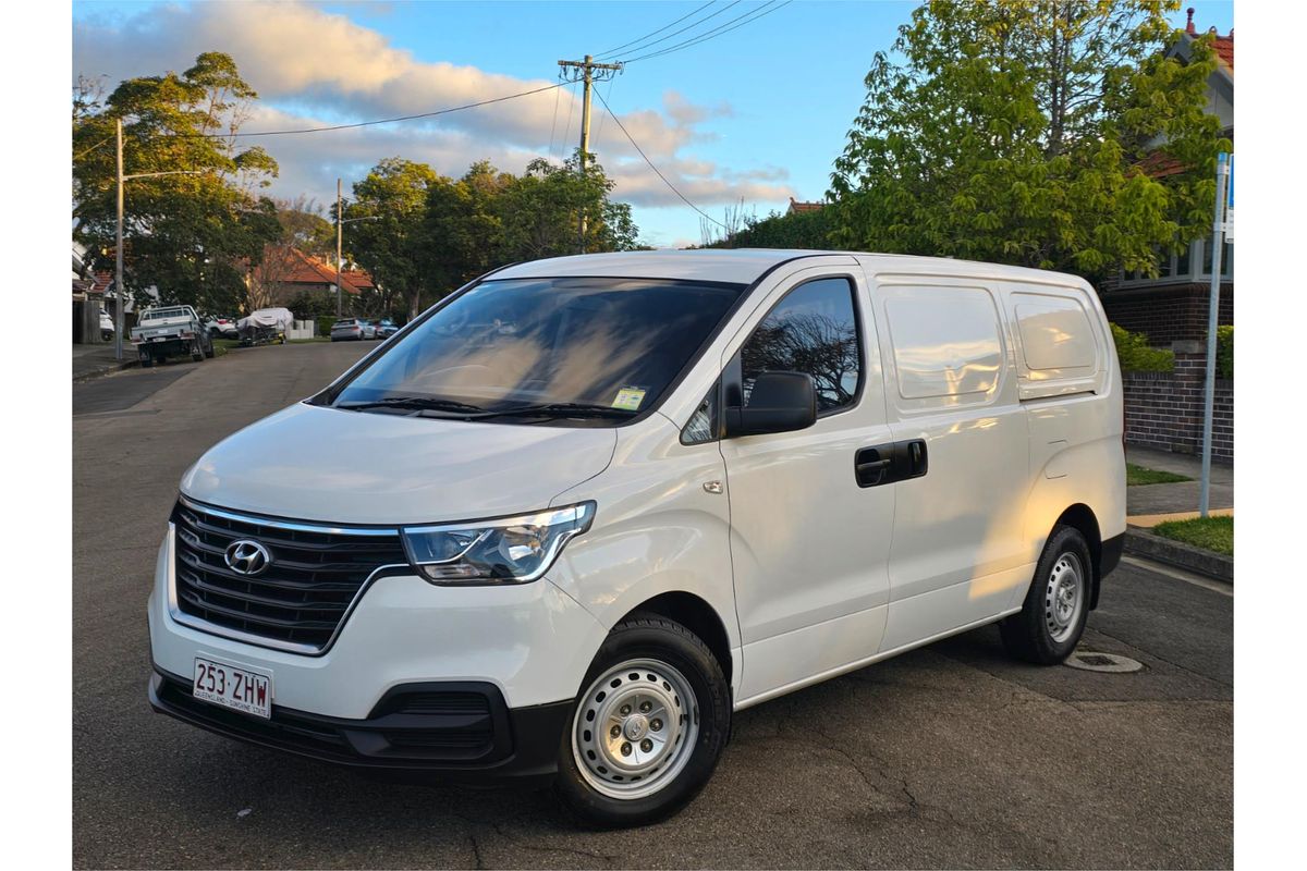 2019 Hyundai iLoad 3S TWIN SWING TQ4 MY20