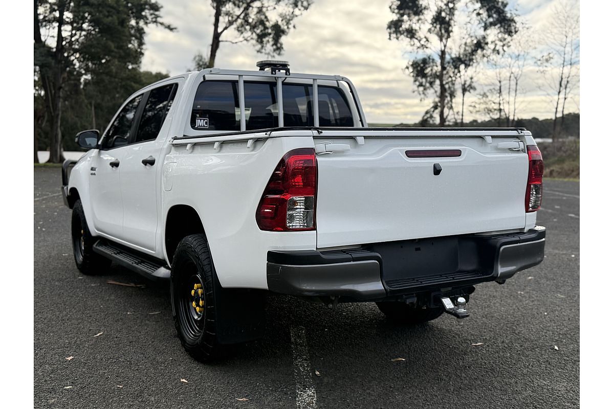 2021 Toyota Hilux SR GUN126R 4X4
