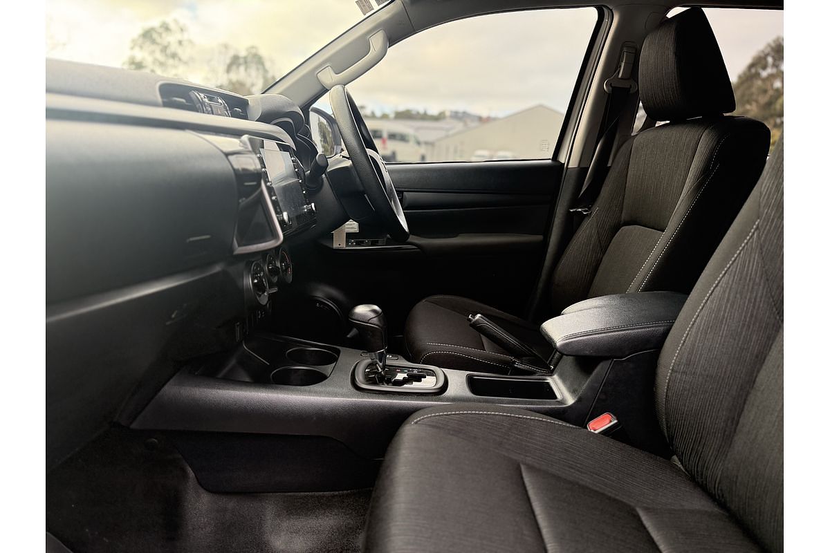 2021 Toyota Hilux SR GUN126R 4X4