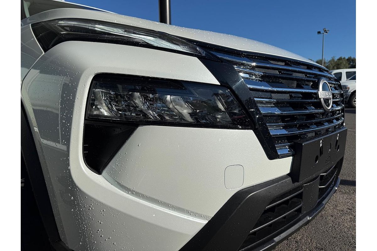2026 Nissan X-TRAIL ST T33
