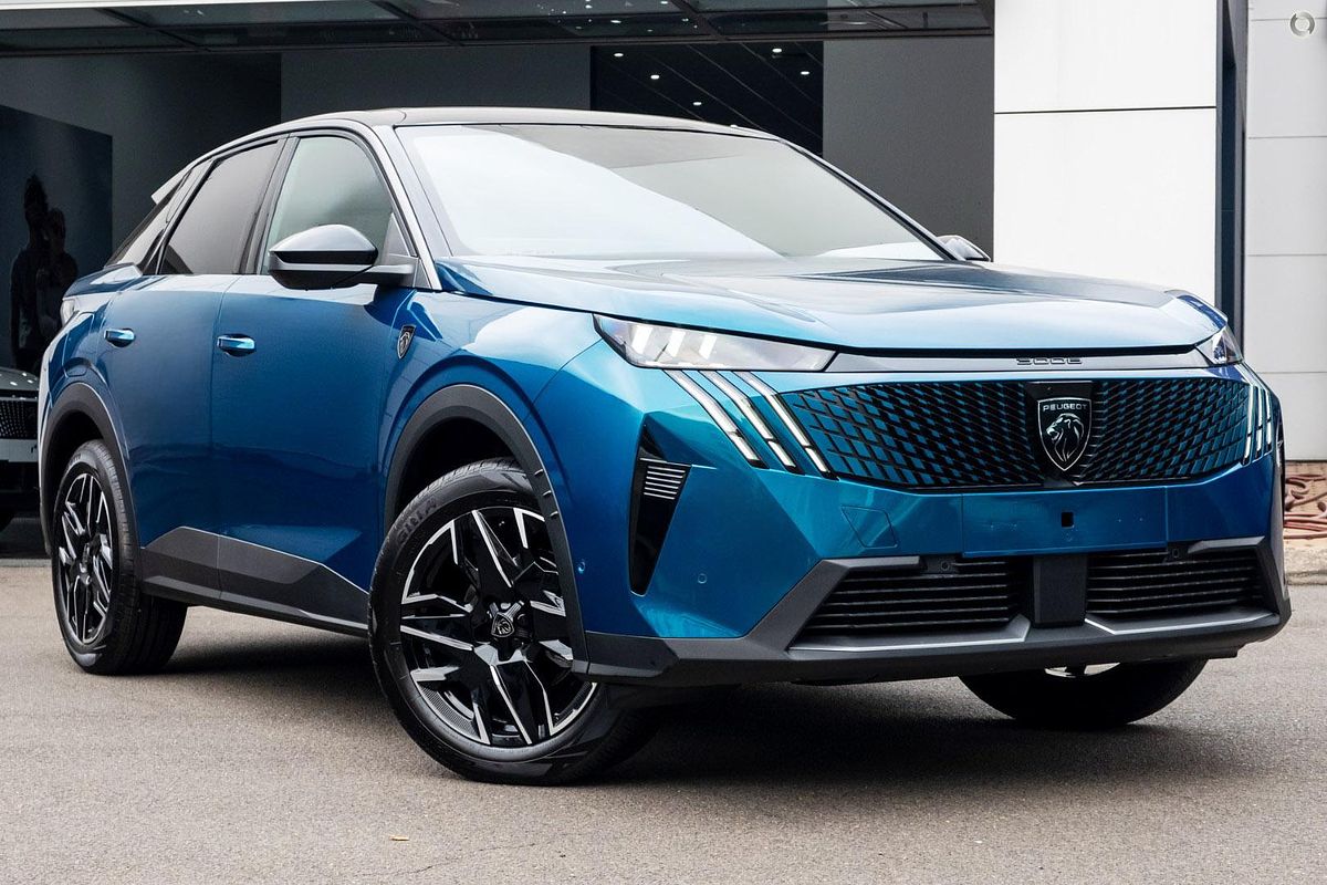 2025 Peugeot 3008 GT Premium Hybrid P64