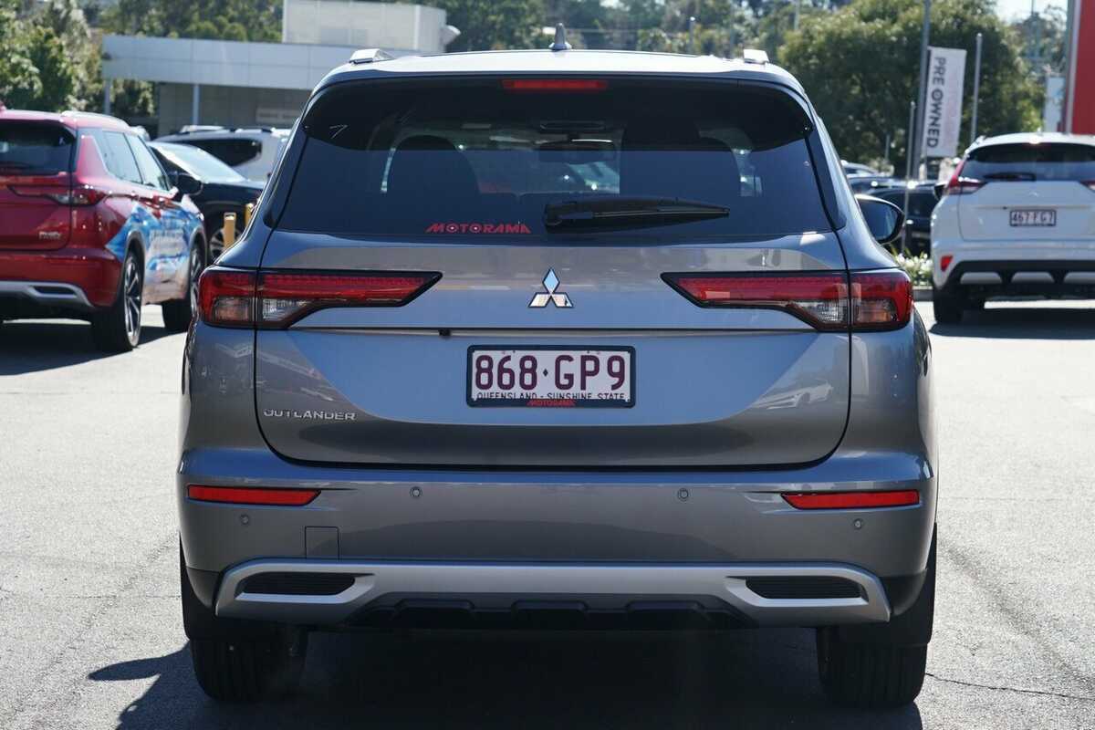 2023 Mitsubishi Outlander LS ZM
