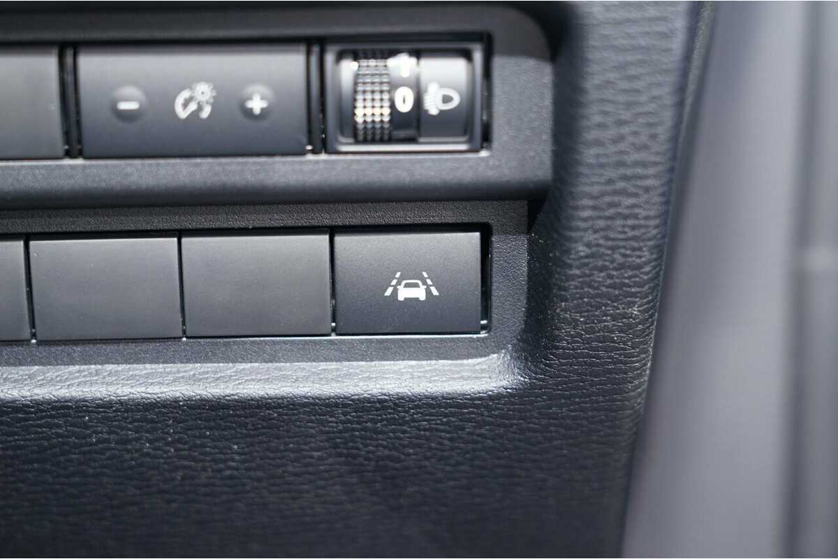 2023 Mitsubishi Outlander LS ZM