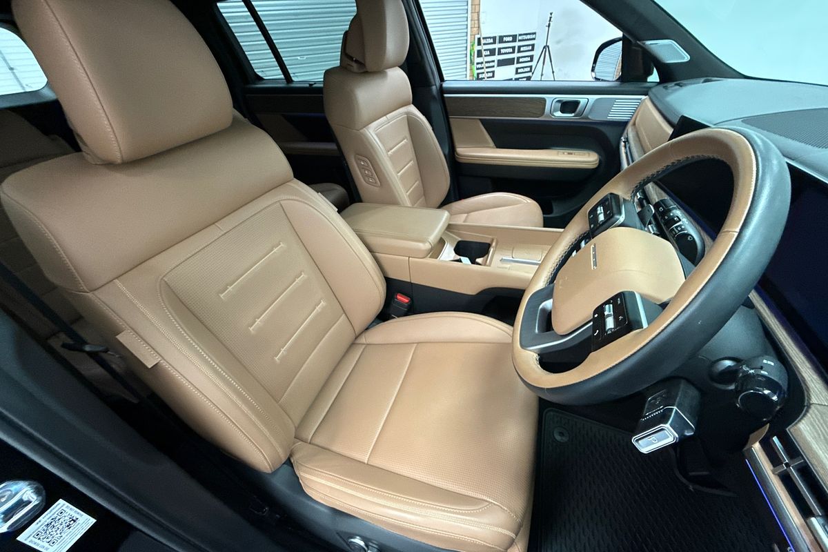 2025 Hyundai Santa Fe Hybrid Calligraphy MX5.V2