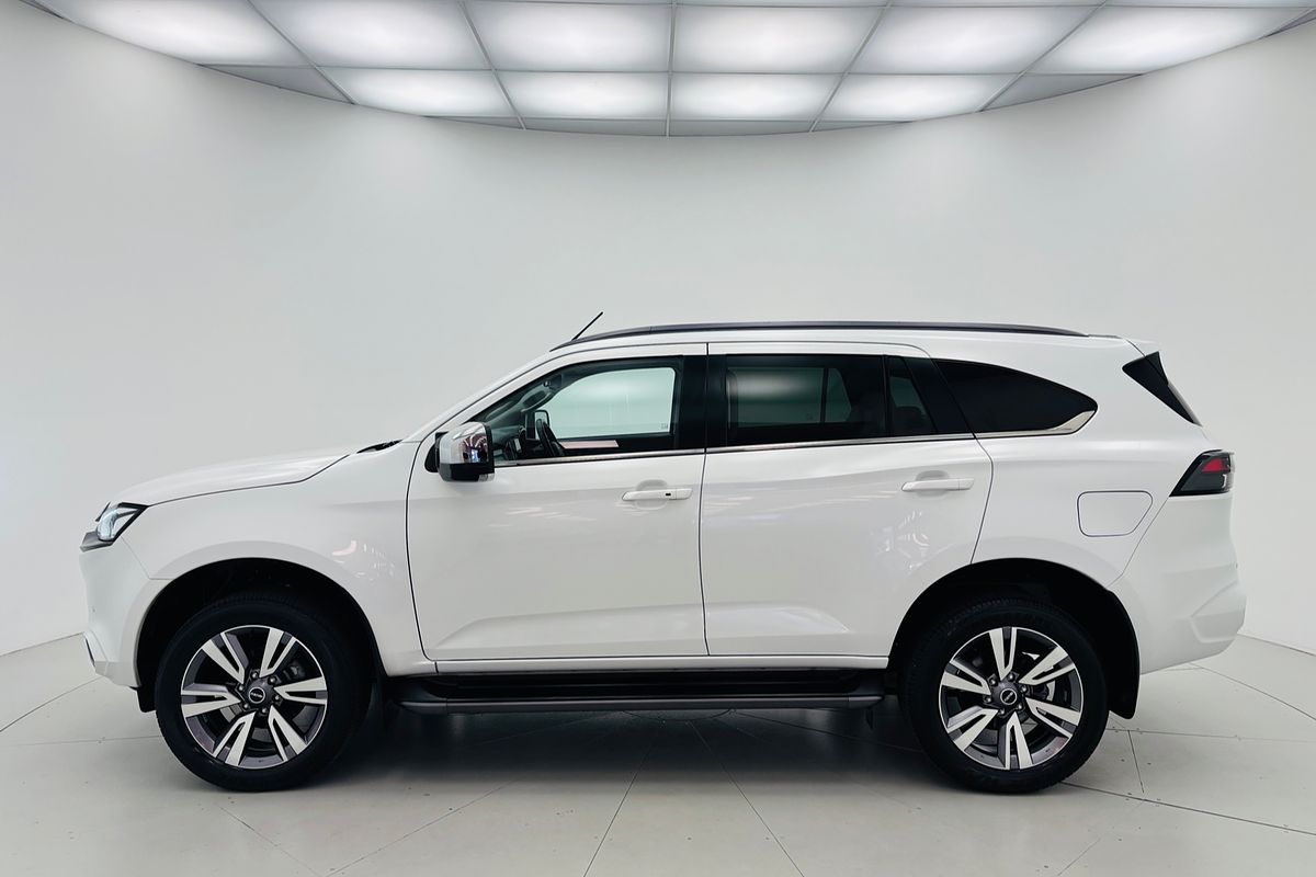 2024 Isuzu MU-X 4X4 LST 3.0 L Automatic