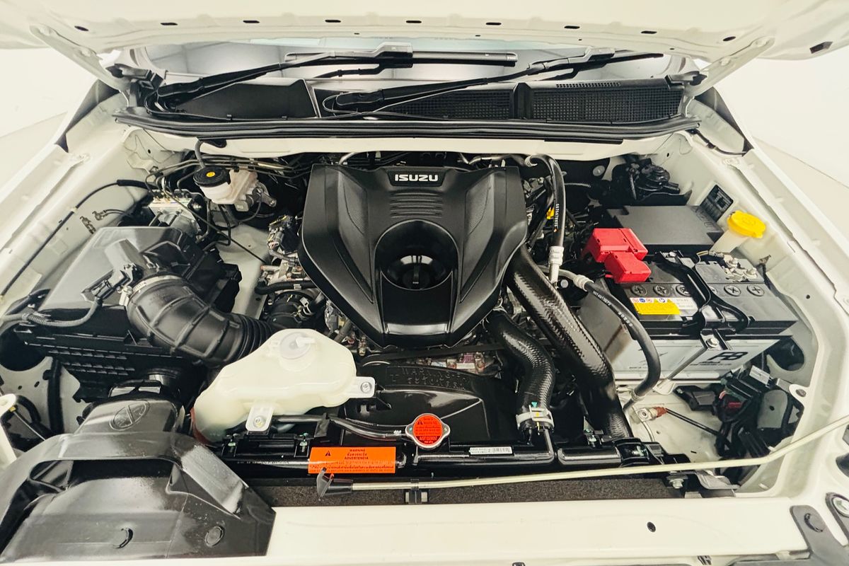 2024 Isuzu MU-X 4X4 LST 3.0 L Automatic