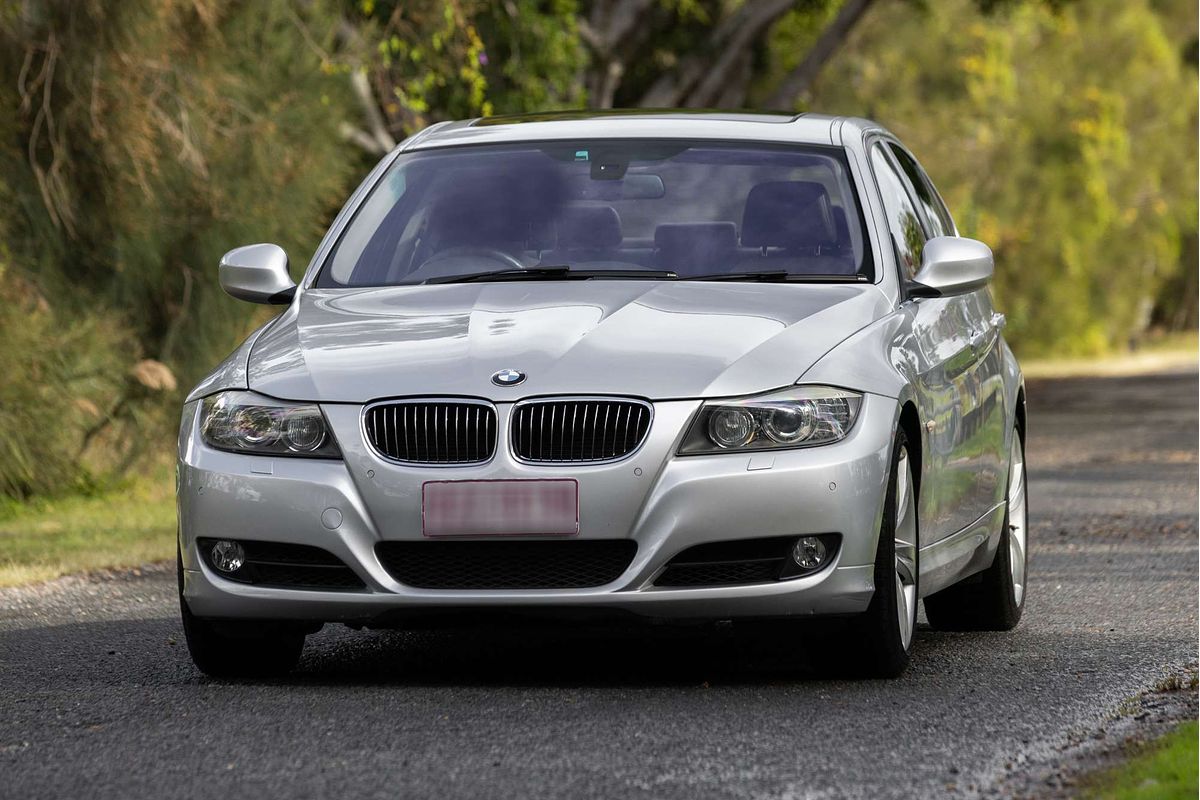 2010 BMW 3 Series 330d E90