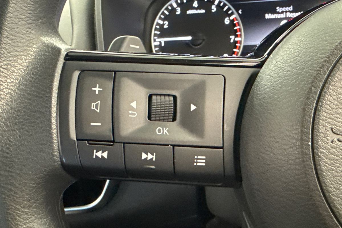 2023 Nissan X-TRAIL ST T33