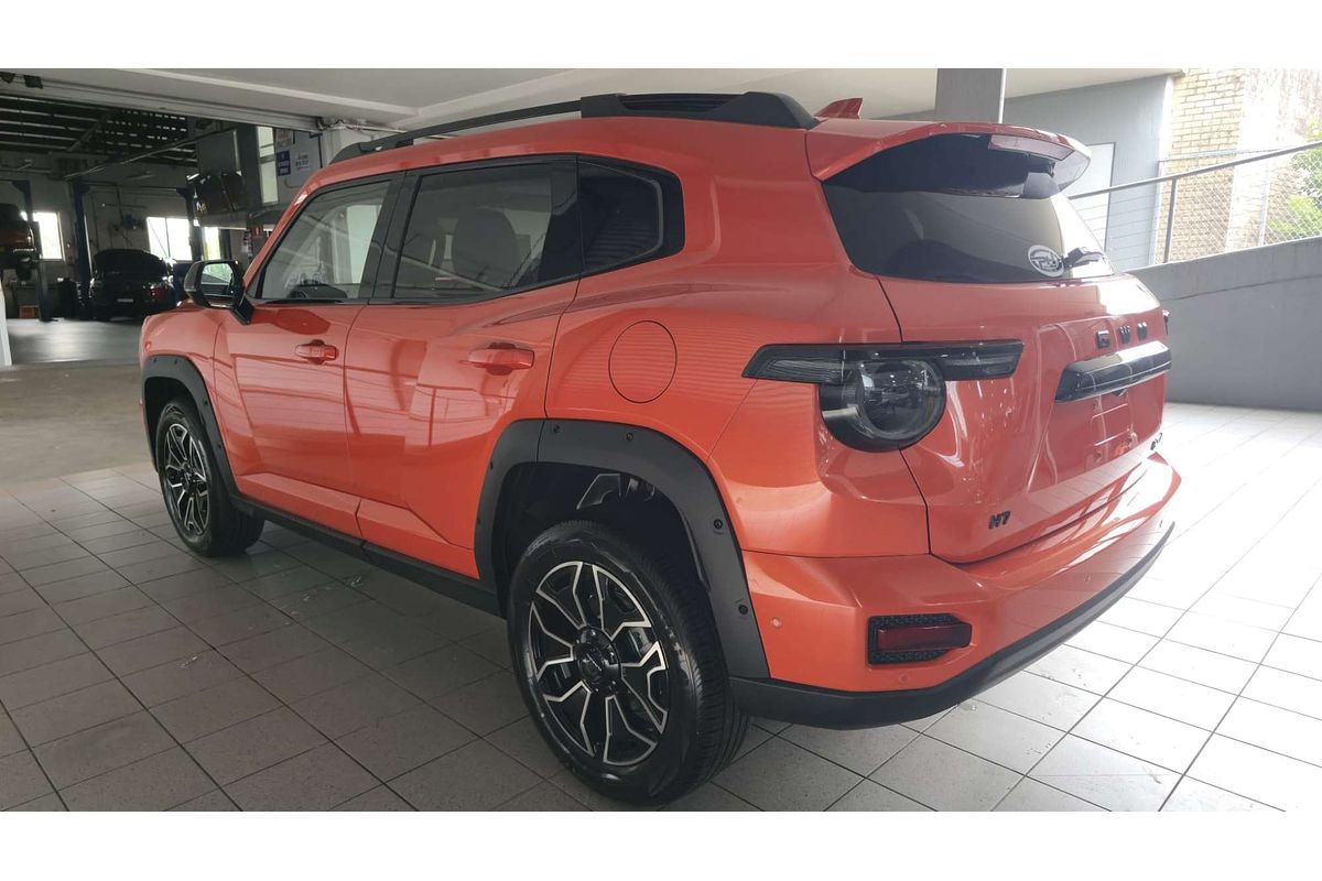 H7 Vanta Auto Hybrid 4X2 H7 Vanta Auto Hybrid 4X2