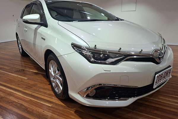 2016 Toyota Corolla Hybrid ZWE186R