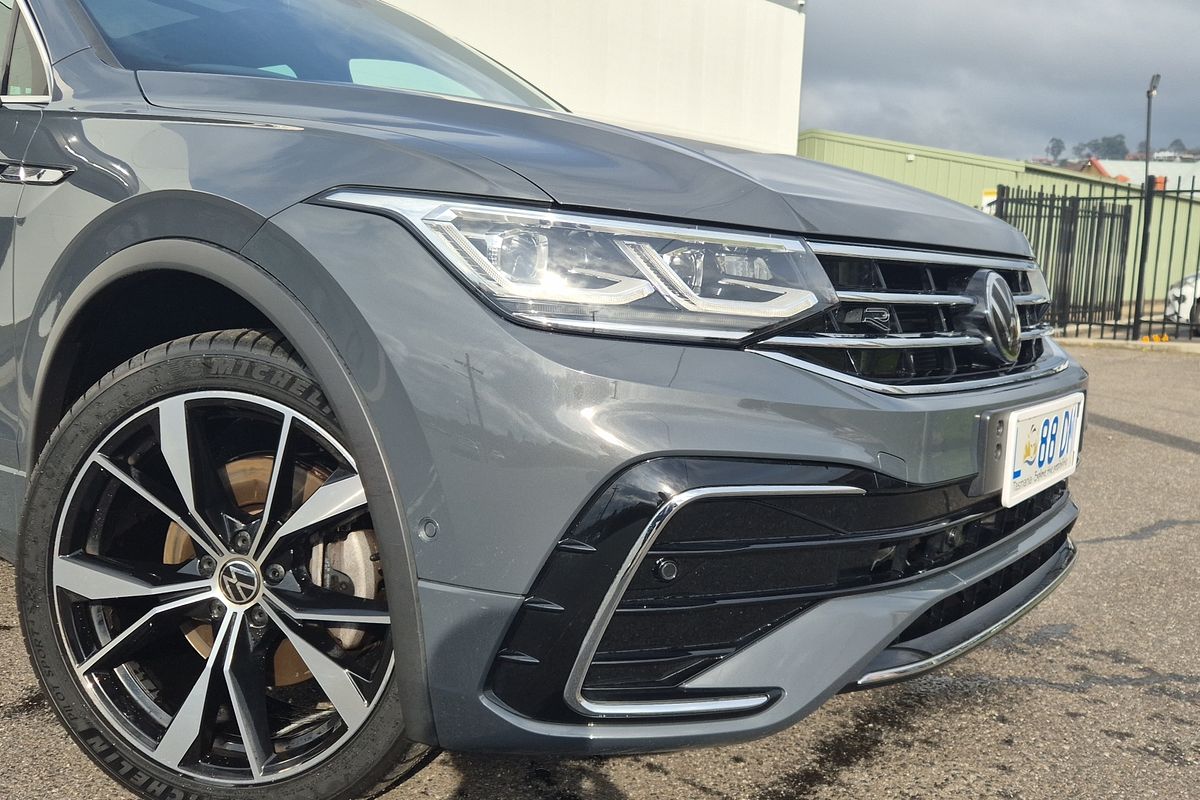 MY23 Volkswagen Tiguan Allspace 162TSI R-Line 7 Speed DSG (BJ25TTR/23)