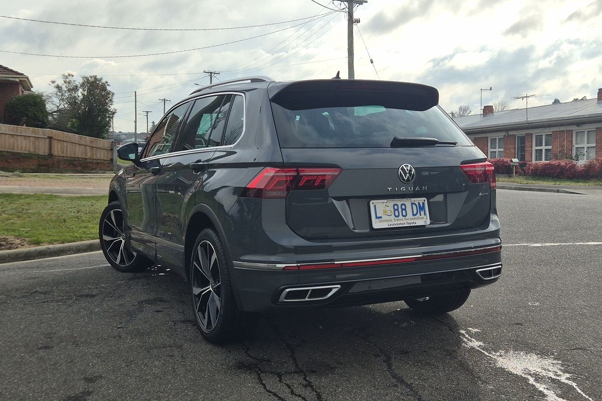 MY23 Volkswagen Tiguan Allspace 162TSI R-Line 7 Speed DSG (BJ25TTR/23)