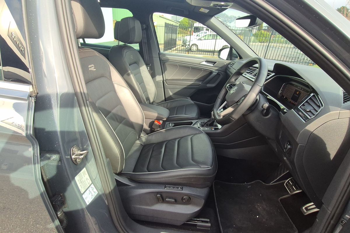 MY23 Volkswagen Tiguan Allspace 162TSI R-Line 7 Speed DSG (BJ25TTR/23)