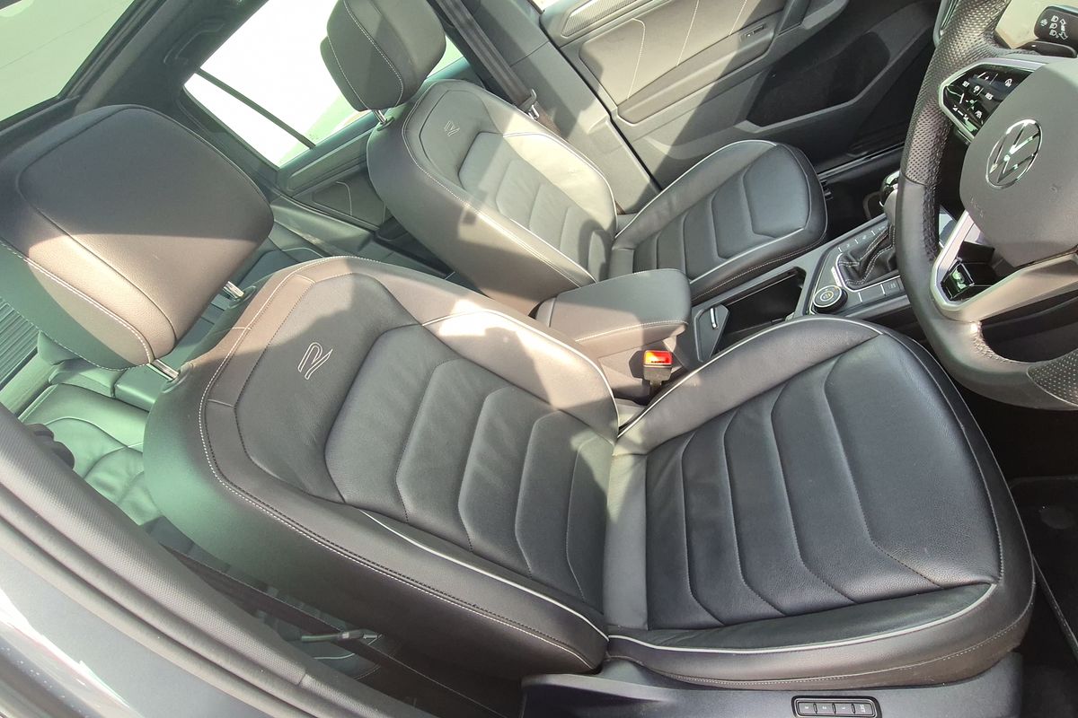 MY23 Volkswagen Tiguan Allspace 162TSI R-Line 7 Speed DSG (BJ25TTR/23)
