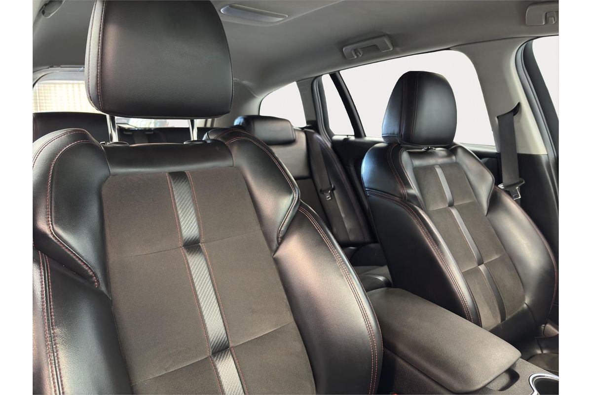 2016 Holden Commodore SV6 Black VF Series II